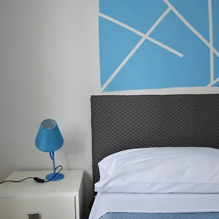 ゲストハウス Sul Colle レカナーティ